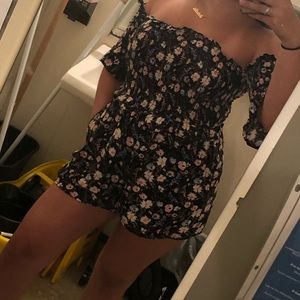 American Eagle off the shoulder romper